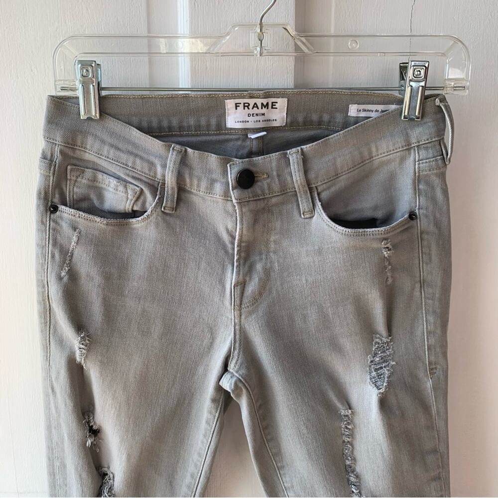 FRAME Denim Le Skinny De Jeanne Grey Distressed Jeans in Harding, Size 26 - Picture 3 of 7